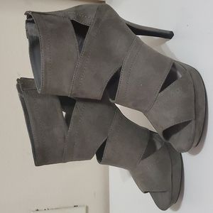 Daru grey booties